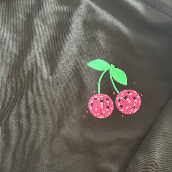 🍒Art Class Rashgaurd🍒 - Picture 3 of 5